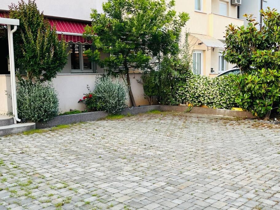 Mima Apartment Pula Bagian luar foto